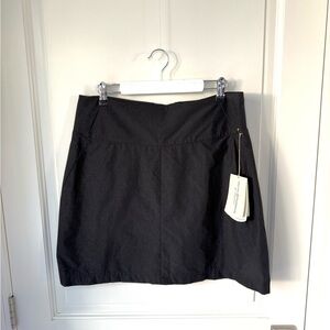Royal Robbins Black Embossed Discovery Skirt Skort size 10 - NEW WITH TAGS